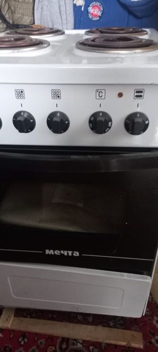 Электрическая плита “Мечта»