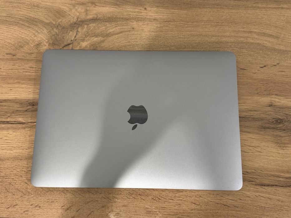 MacBook Air M1 2020, 8/256 GB