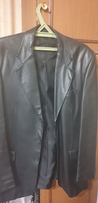 Продам мужские перчатки,кожанный пиджак