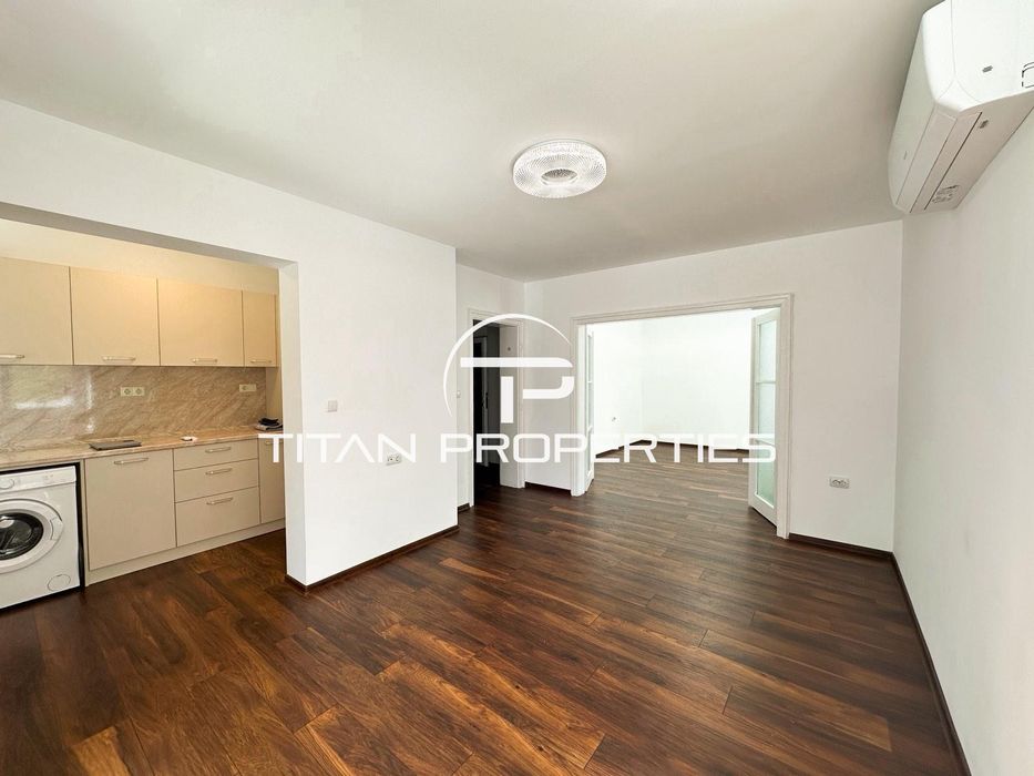 Дава се под наем Двустаен апартамент в Бургас, Център - 55 кв.м за 484.5 € - Снимка #2