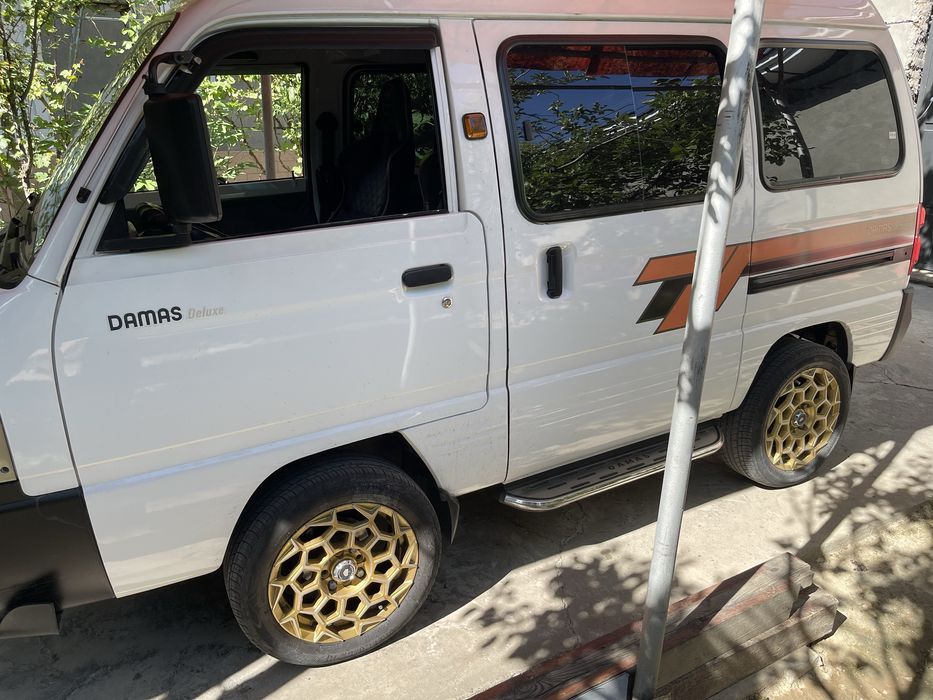 Diska balon sotiladi 300$ hammasi Damasga tushadi