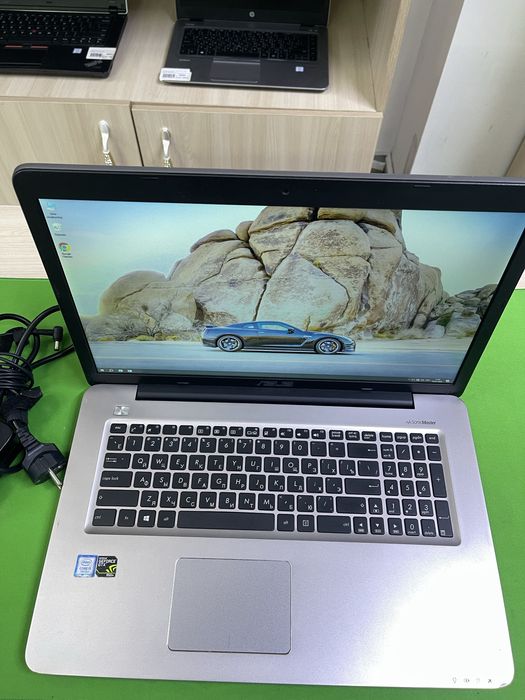 Asus GTX950M core i5