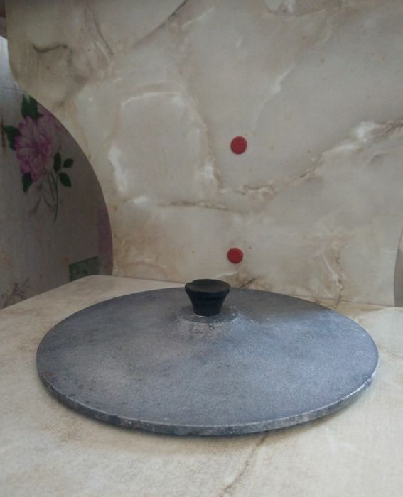 Продам крышку для кастрюли