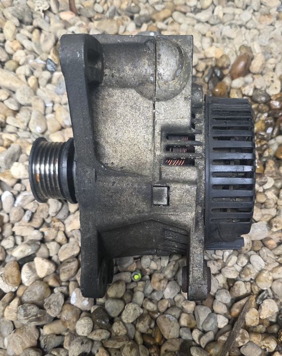 Alternator Audi a4 b6/Skoda Superb 1 / Passat B5.5