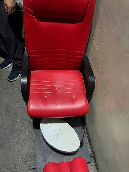 Продам педикюрное кресло