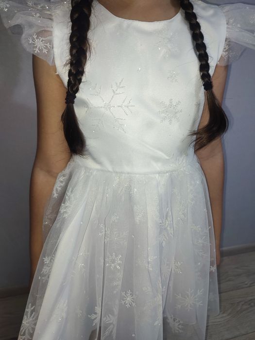 Новогоднее платье на девочку