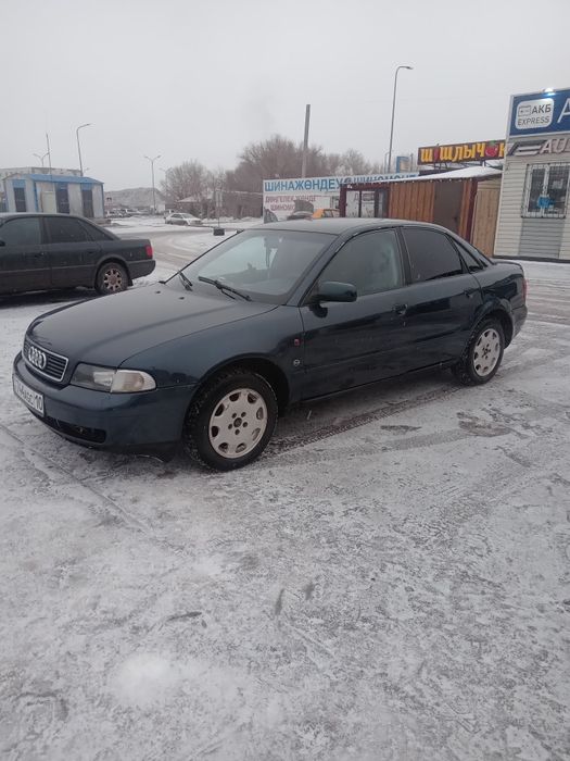 Продам срочно  машину