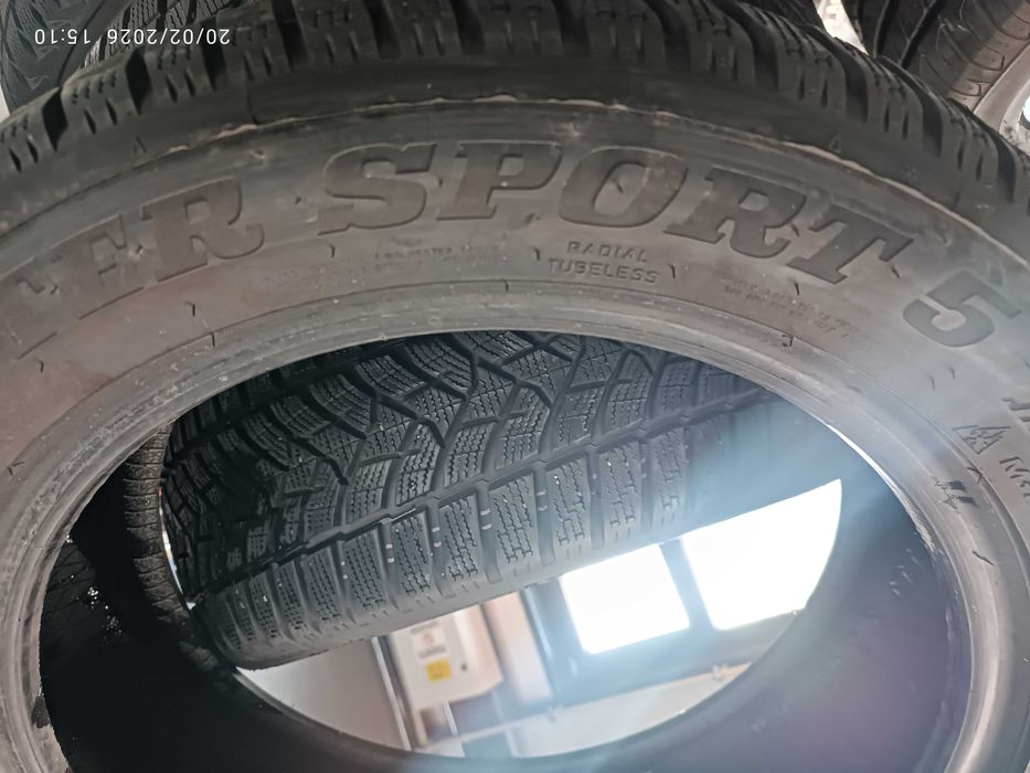 2бр.зимни гуми 215/55/17 Dunlop