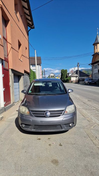 VOLKSWAGEN Golf 0