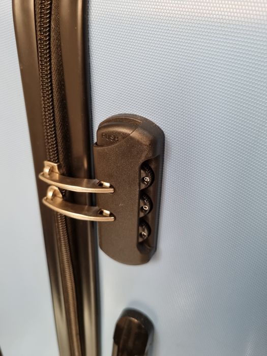 Troler voiaj cu patru roti 73/48/30 culoare bleo