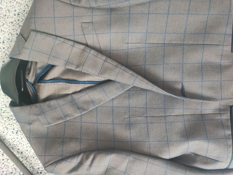 Sacouri barbat- trimit prin curier