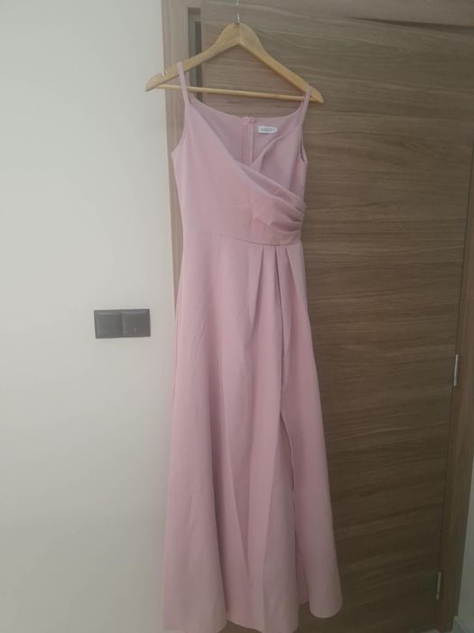 Рокля пепел от рози