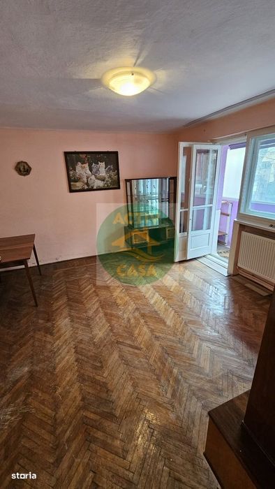 Apartament 2 camere, decomandat, zona Anton Pann