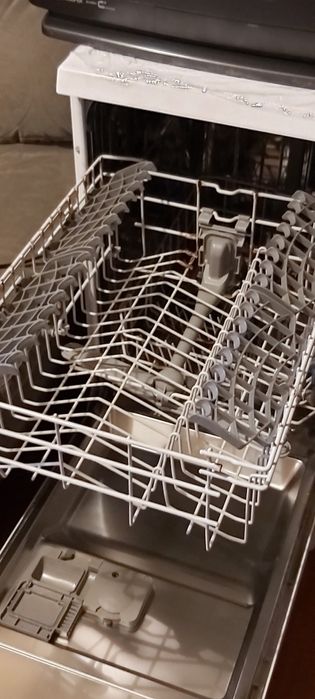 Посудомойка Веко