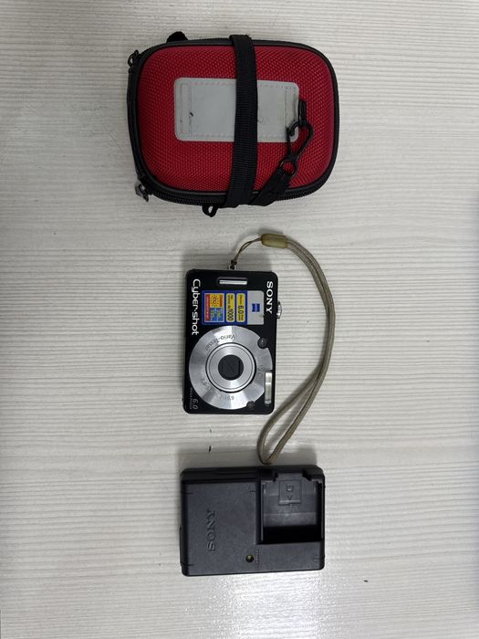 Актау срочно продам камеру Sony DSC-W50