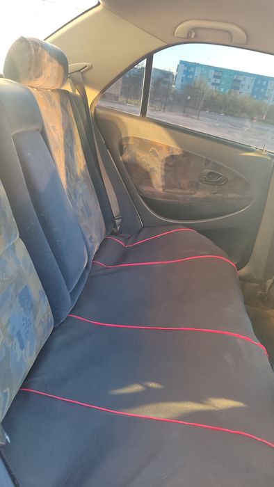 Продаю авто Митсубиси каризма