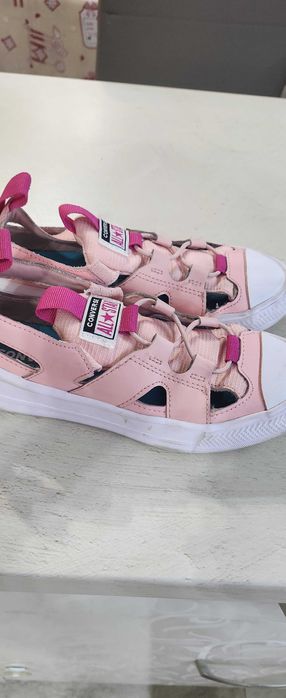 Сандали 35 номер, converse