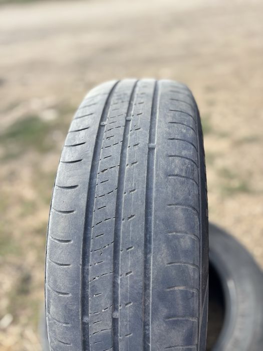 Продается резина R15