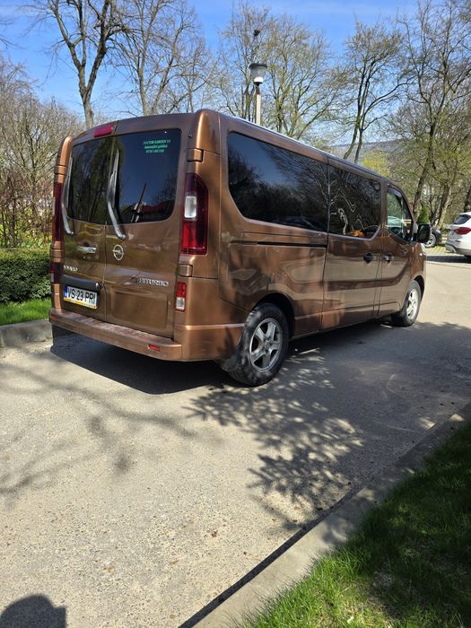 Opel vivaro 8+1 extra lung