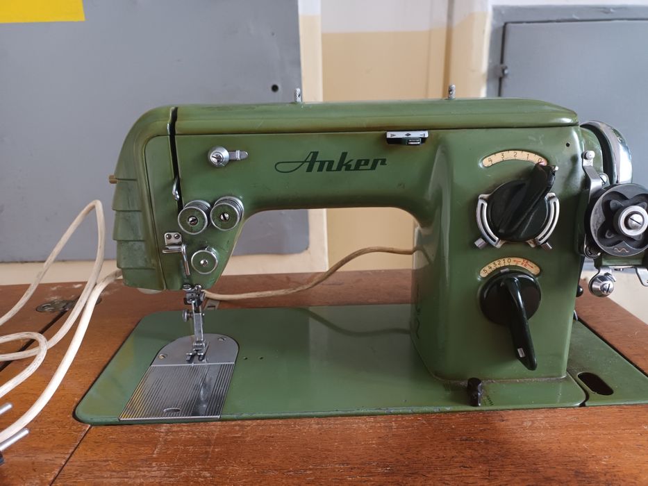 Masina de cusut electrică ANKER