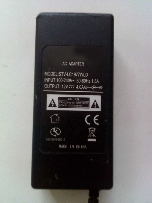 источник питания 220/12 вольт и шнур от блока до розетки (комплект)