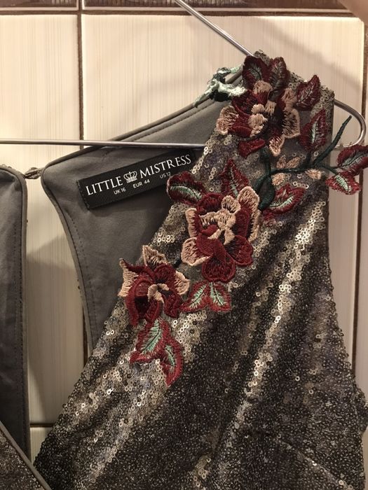 Rochie lunga cu paiete - ca noua