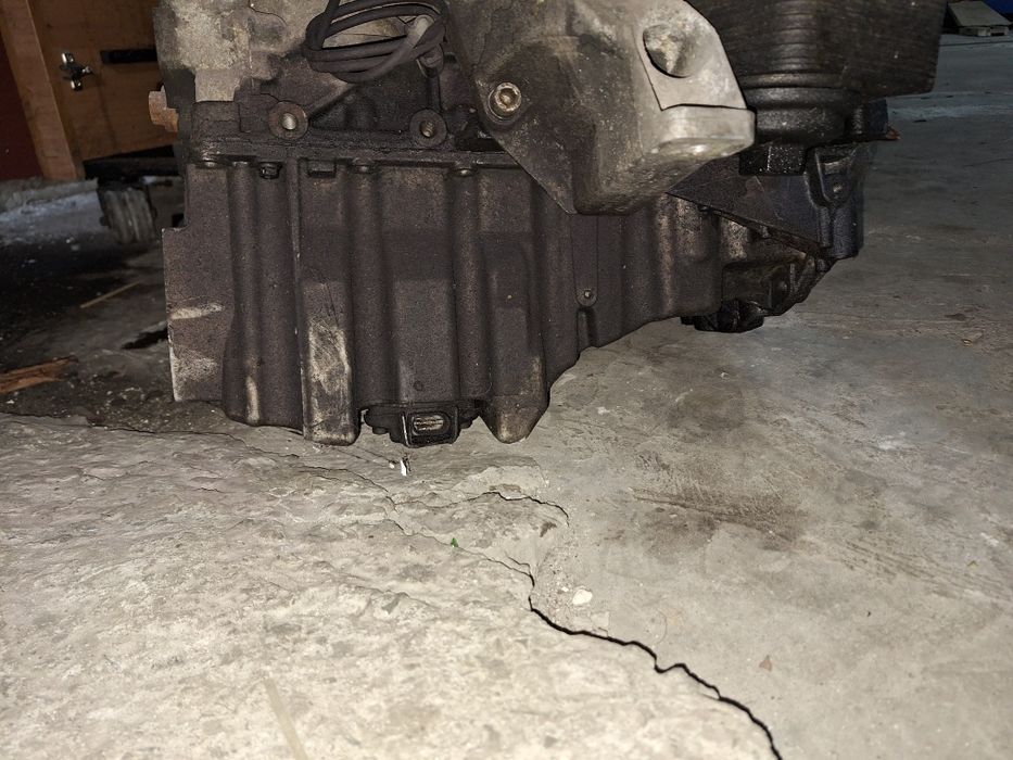 Vand Chiulasa + baie ulei + baterie filtru ulei 2.0 BSS