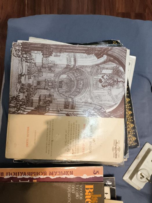Продаю виниловые пластинки