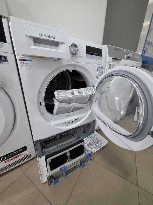Сушилня с термопомпа Bosch Serie 4