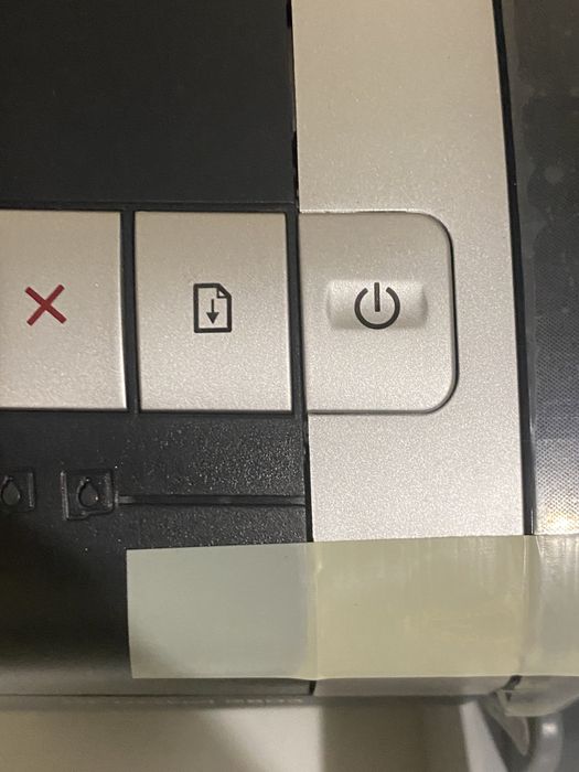 Продается Принтер HP Deskjet 9803