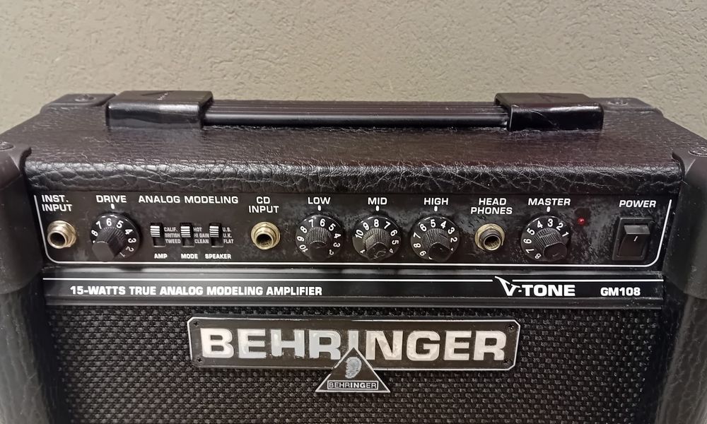 Amplificator chitara Behringer V Tone GM108