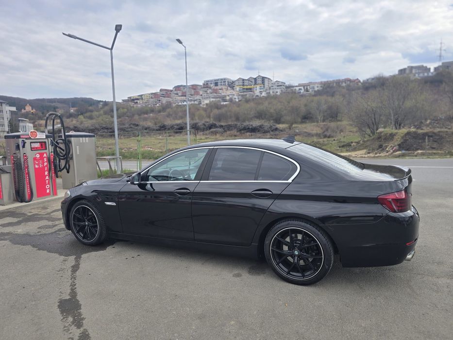 BMW 5 Series 2010 — imagine 3