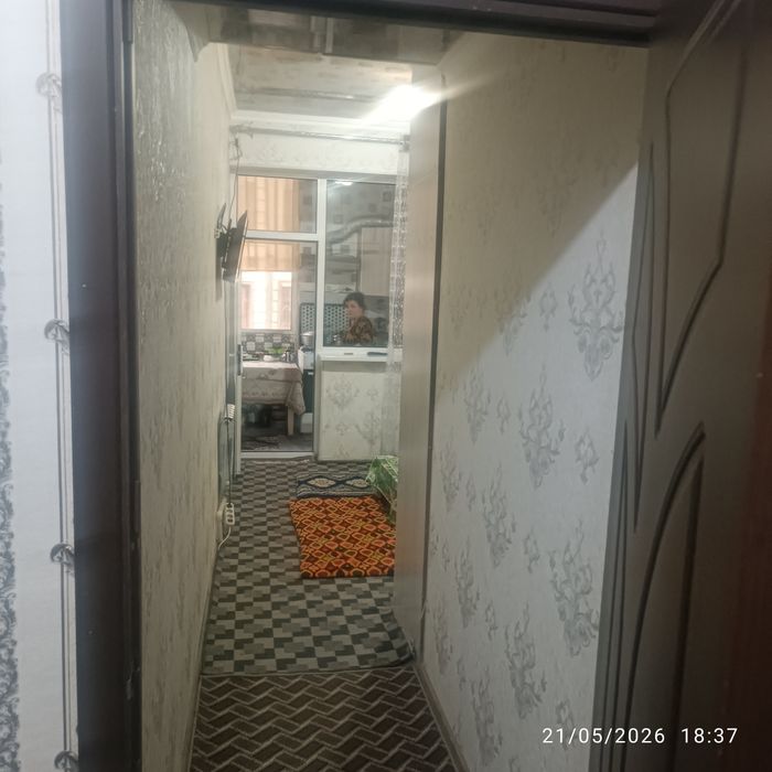 1 xona.2 xona  qilingan kvartira sotiladi. Yangi bozor