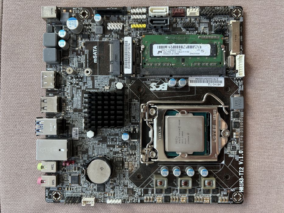 Mini-ITX дъно ECS H81H3-TI2 с Pentium G3220T