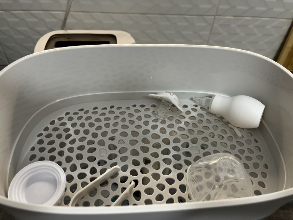 Sterilizator biberoane Philips Avent