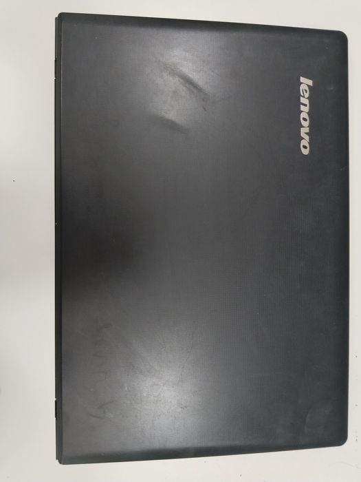 Lenova Notebook sotiladi