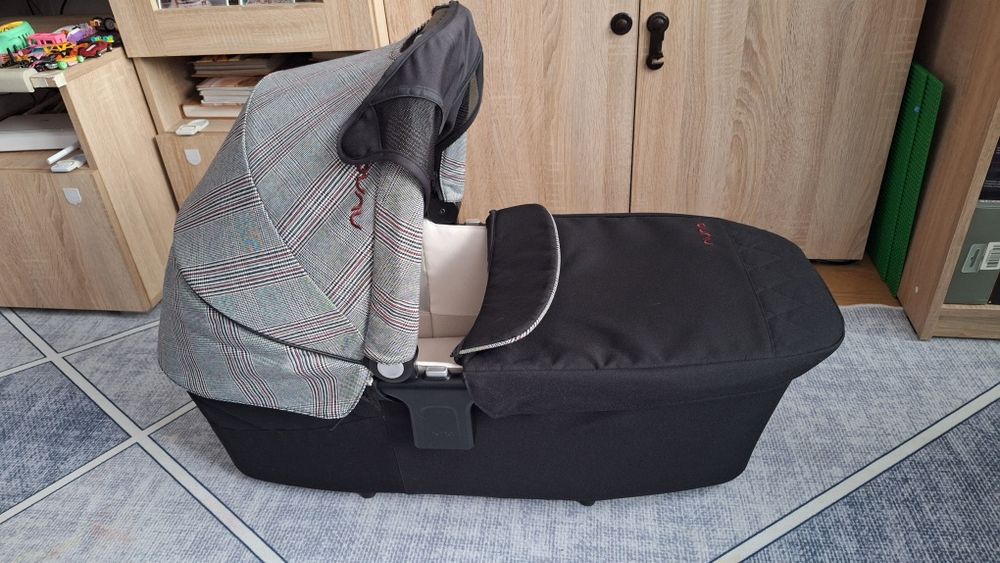 Landou Nuna TRIV  ediție Ellis