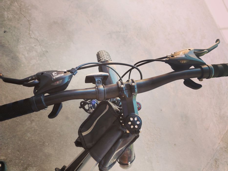 Bonvi veloseped sotiladi deyarli yangi