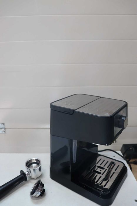 Еспресо машина DE’LONGHI Stilosa EC 260.BK, 15 bar, 1100 W, 1 л, Черен