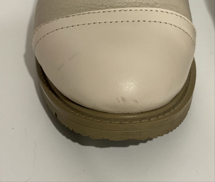 Pantofi din piele bej