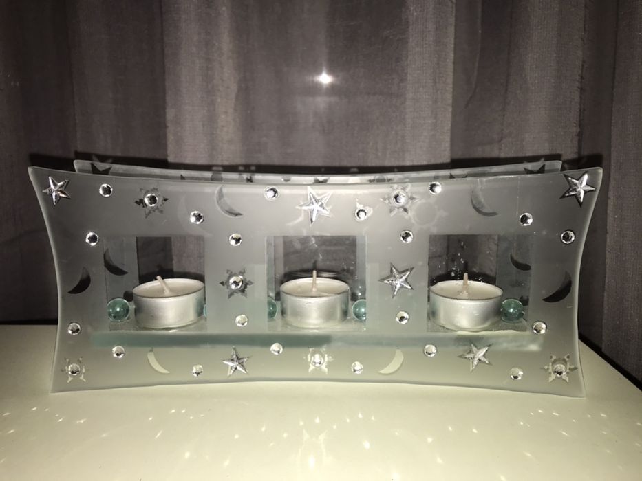 Стъклен свещник - отлично състояние