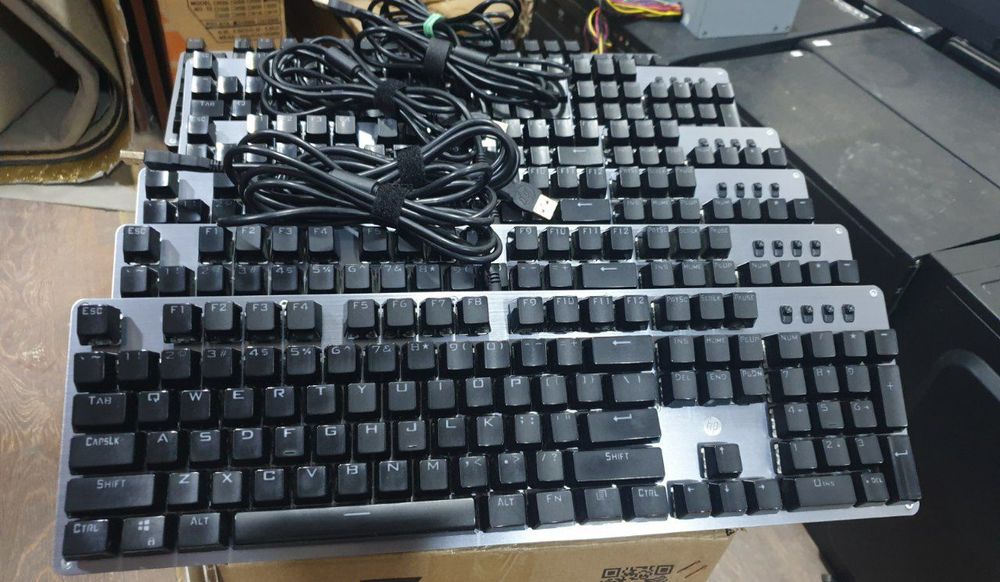 Hp mexanika klaviatura yaxshi holatda! 20ta!