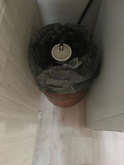 Продам газовую плиту с баллоном вместе