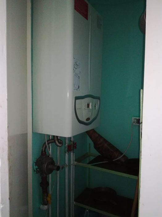 Se vinde apartament cu două camere Tudor Vladimirescu et1