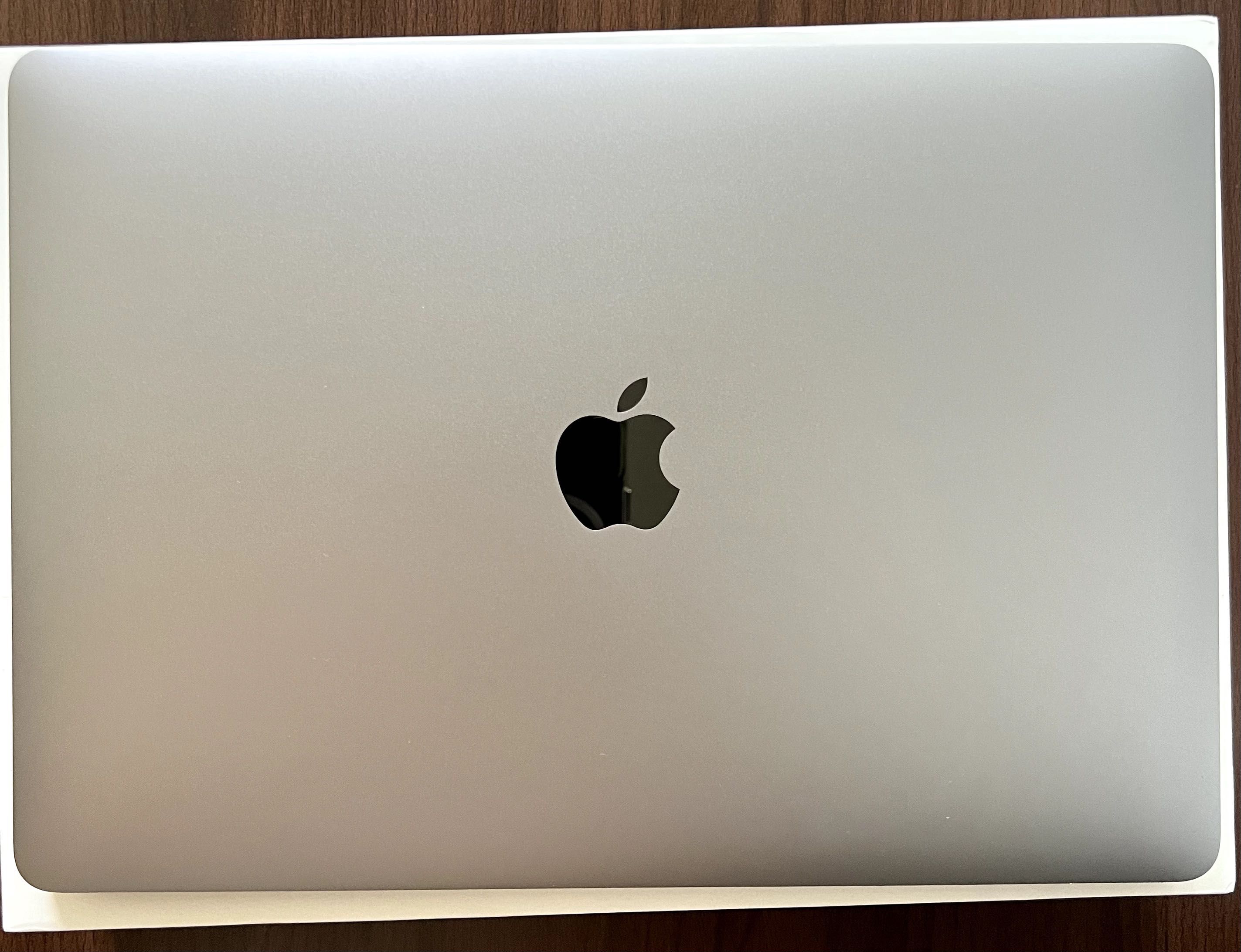 MacBook Air M1 - 16 GB, 256 GB SSD Bucuresti Sectorul 3 • OLX.ro