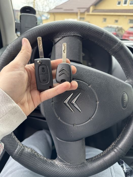 Programare chei Peugeot Citroen