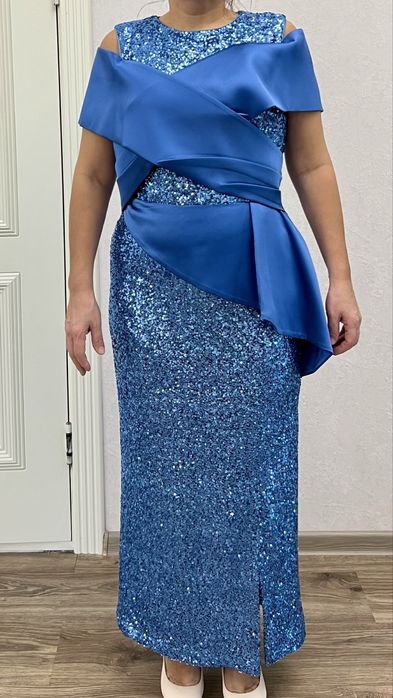 Платье вечернее почти новая