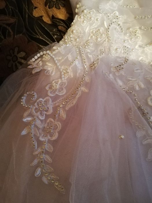 Свадебное платье