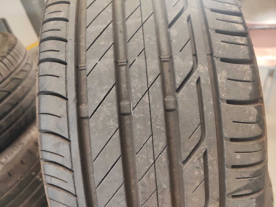 2бр.летни гуми 215/45/16 Bridgestone