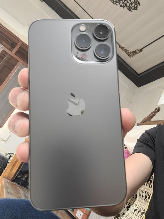 IPhone 13 pro max sotiladi srochna ideal tel